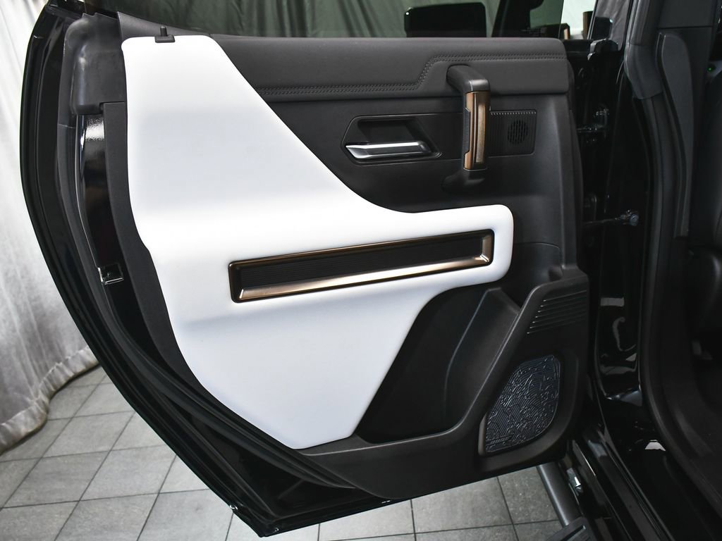 Used 2025 GMC Hummer EV 2X w/ Extreme Off-Road Package AWD/4WD image 14