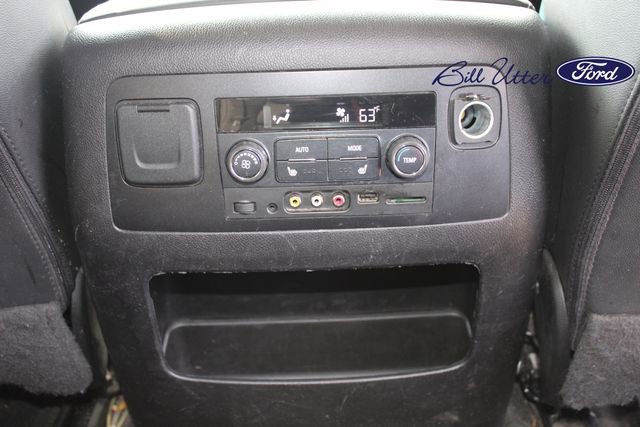 Used 2016 Chevrolet Suburban LT image 16