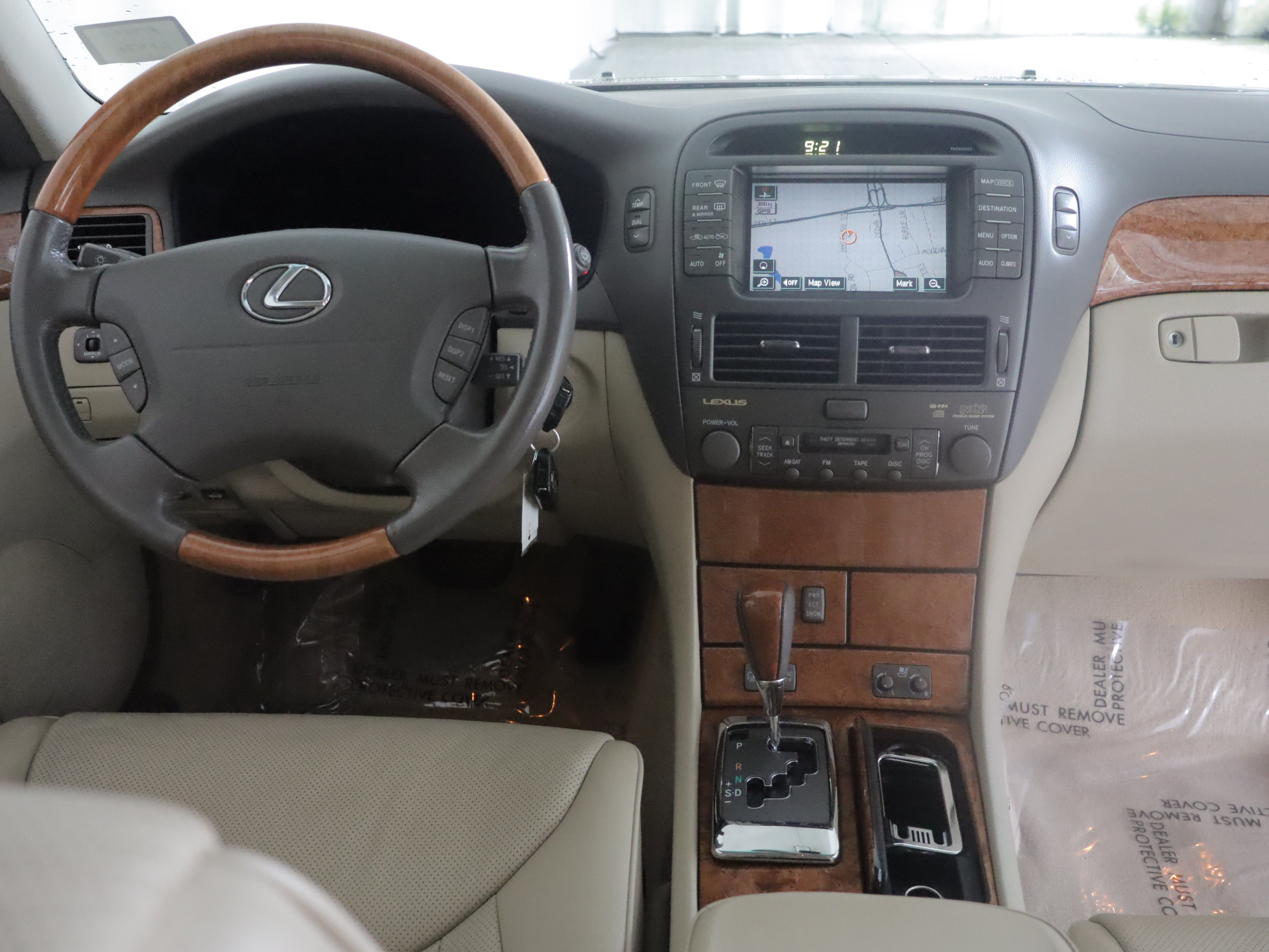 Used 2005 Lexus LS 430 RWD image 2