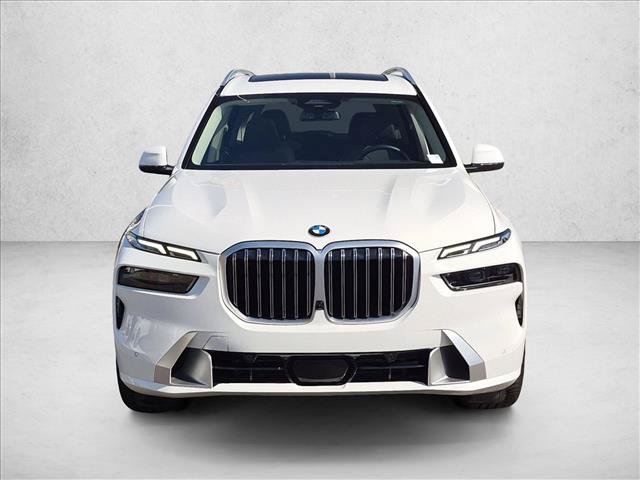 Used 2026 BMW X7 xDrive40i w/ Premium Package AWD/4WD image 2