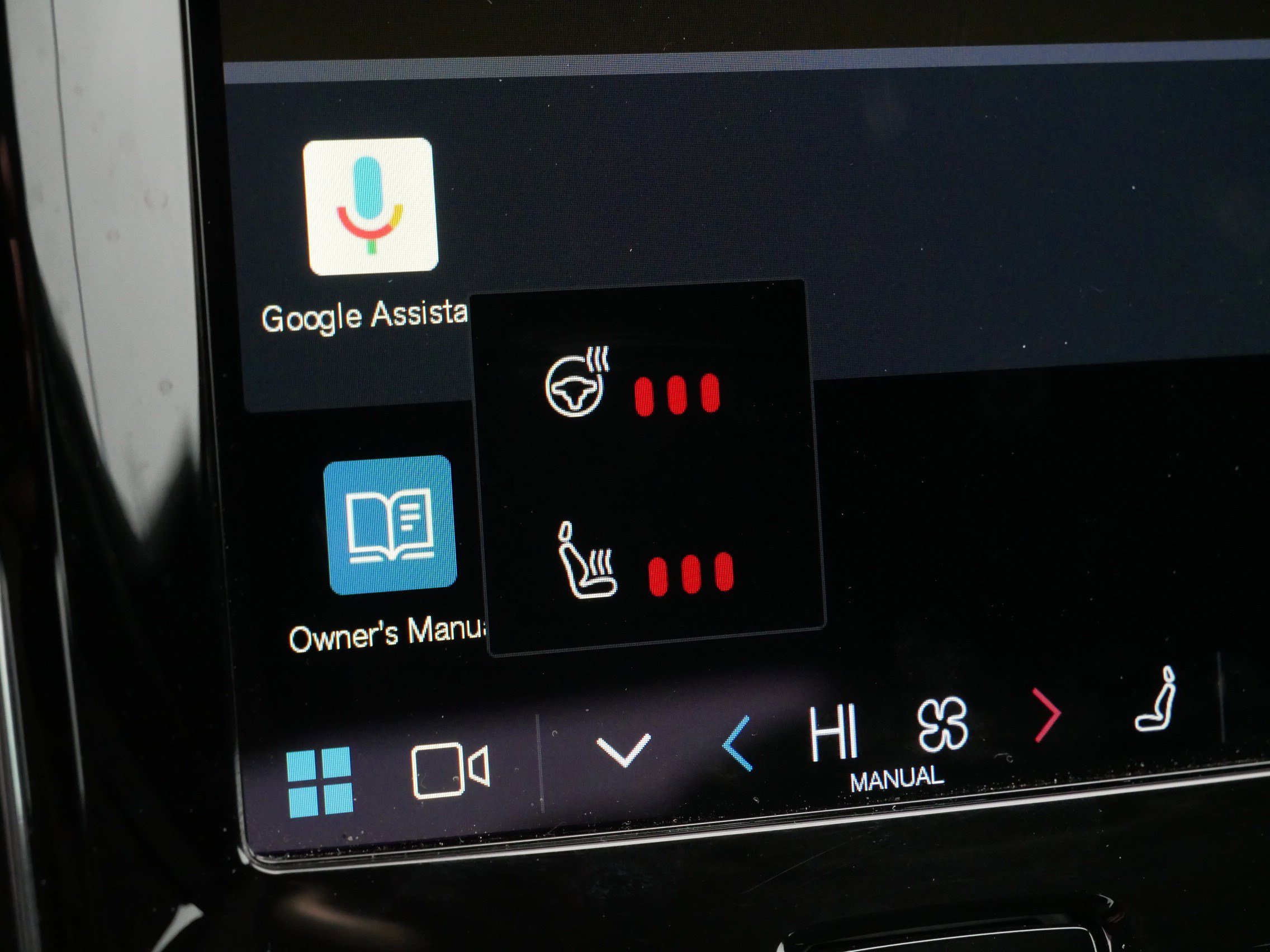 Used 2025 Volvo S60 B5 Core image 28