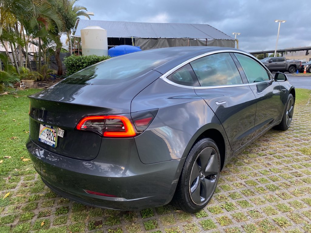Used 2019 Tesla Model 3 Mid Range RWD image 7