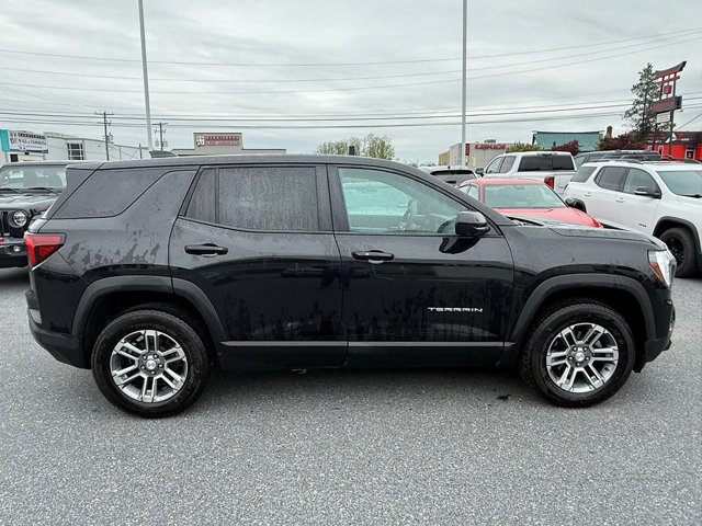 Used 2026 GMC Terrain Elevation w/ Technology Package II AWD/4WD image 2