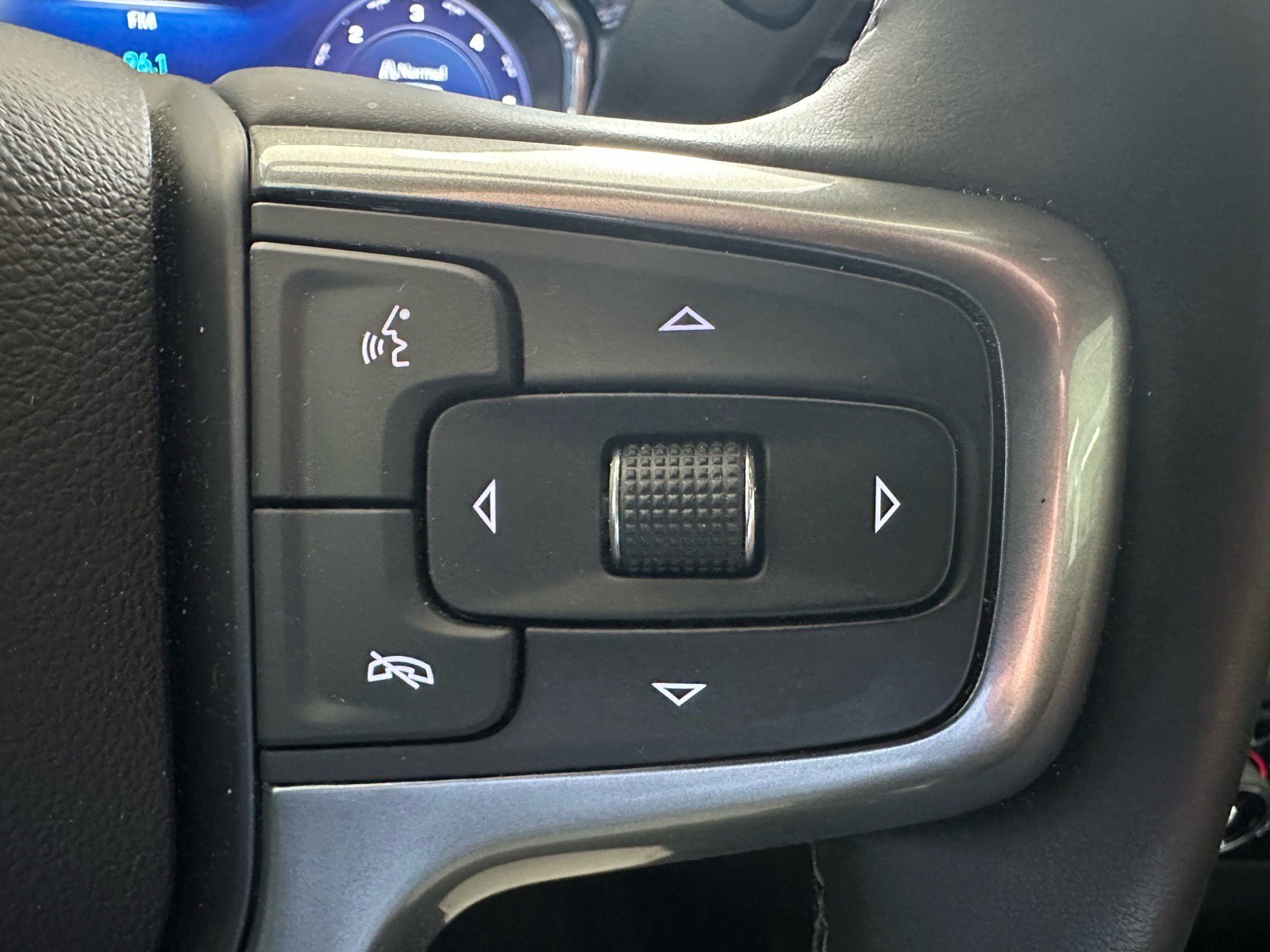 Used 2025 Chevrolet Silverado 2500 LT w/ Trail Boss Package image 47