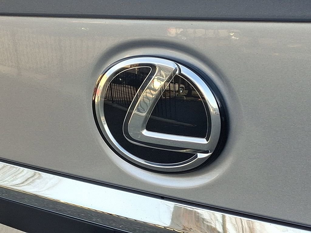 Certified 2023 Lexus ES 350 w/ Premium Package image 29