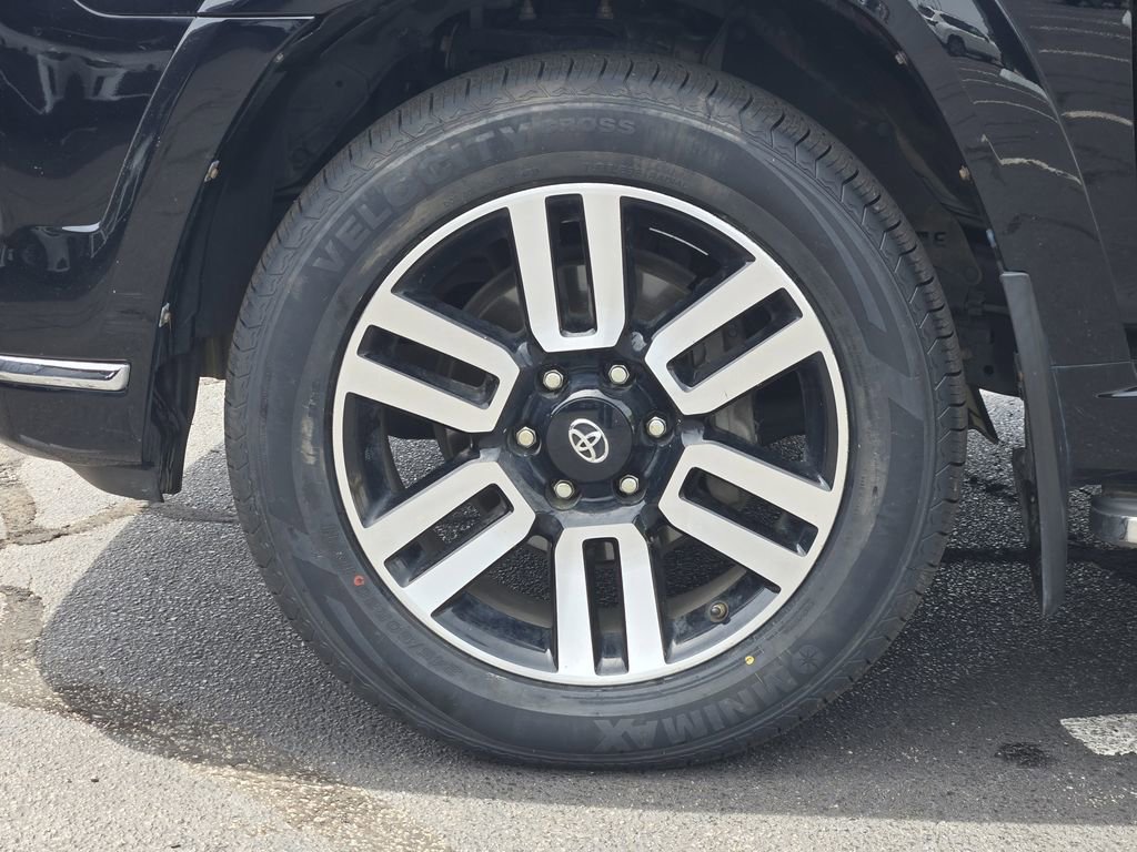 Used 2019 Toyota 4Runner Limited AWD/4WD image 13