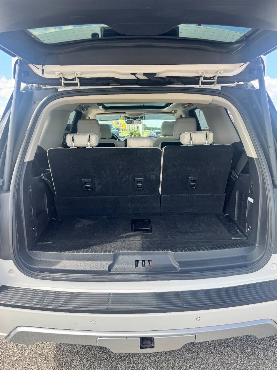 Used 2019 Ford Expedition Platinum RWD image 12