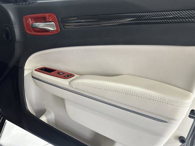 Used 2019 Chrysler 300 Touring L w/ Quick Order Package 22F image 30