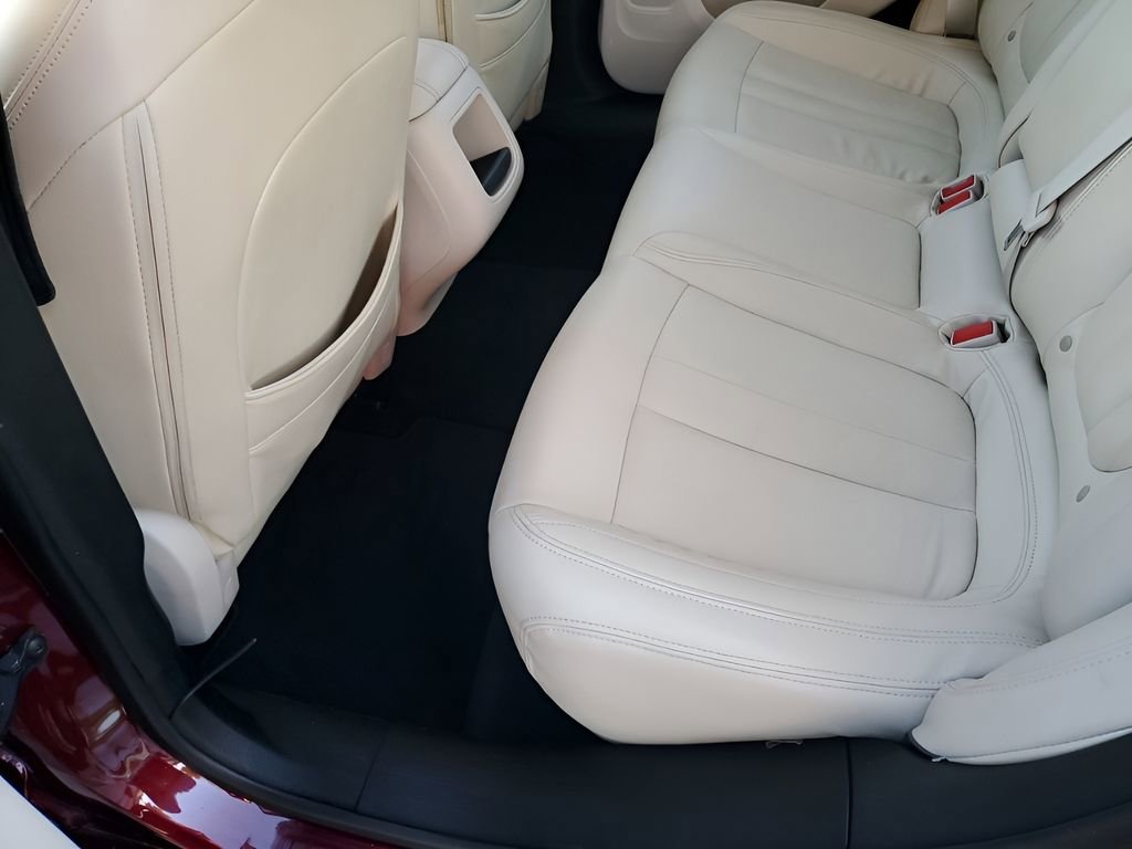 Used 2015 Chrysler 200 Limited w/ Convenience Group image 20