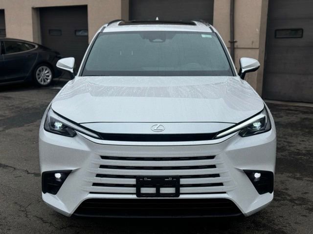 Used 2025 Lexus TX 350 AWD w/ Technology Package image 2