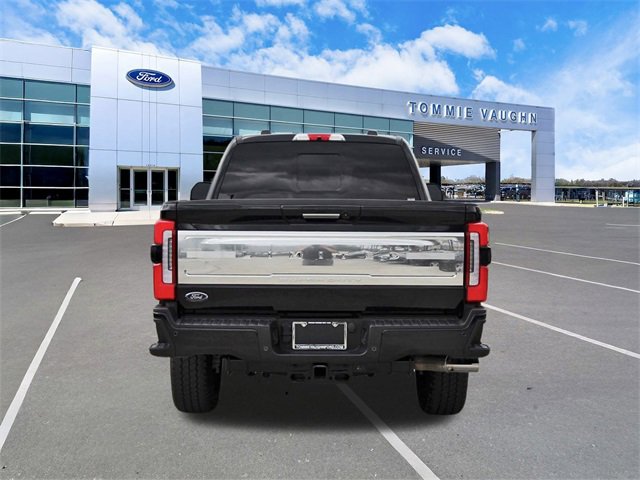 Used 2024 Ford F250 Limited w/ FX4 Off-Road Package image 3