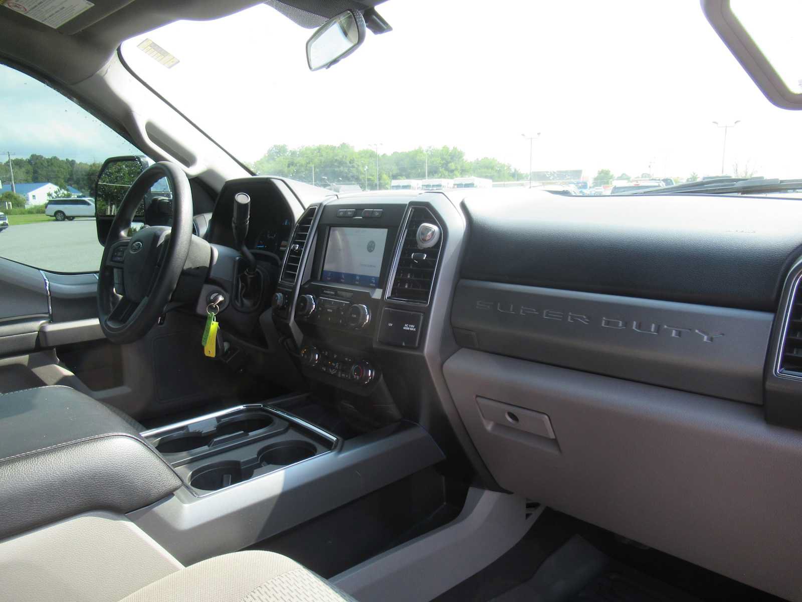 Used 2021 Ford F350 XLT w/ XLT Premium Package AWD/4WD image 18