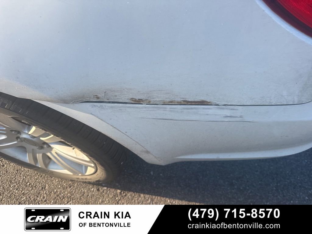 Used 2013 Chrysler 200 Touring FWD image 44