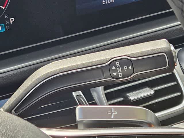 Used 2026 Mercedes-Benz GLE 450e 4MATIC image 33