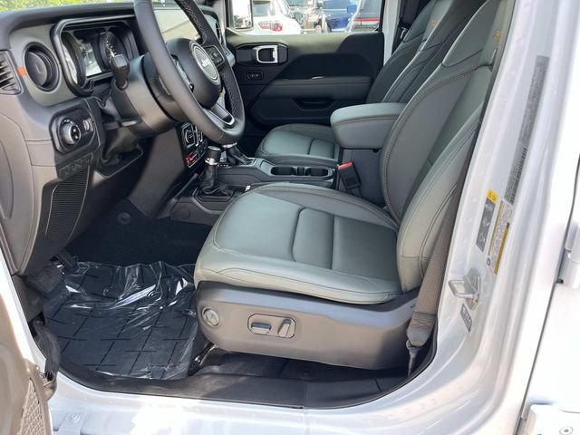 New 2026 Jeep Gladiator Mojave AWD/4WD image 19