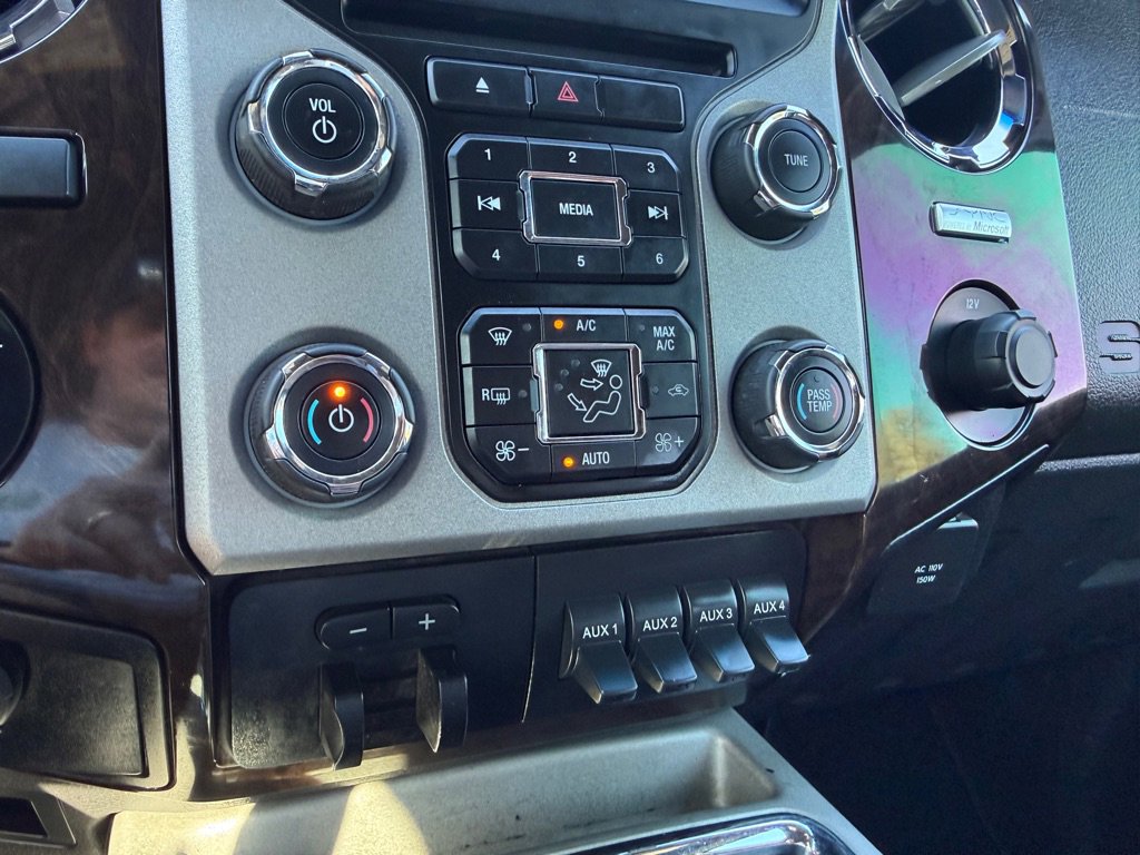 Used 2014 Ford F250 Platinum w/ FX4 Off-Road Package image 34