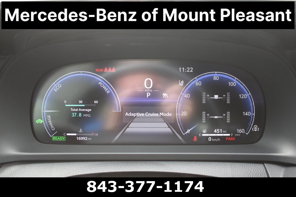 Used 2023 Toyota Crown Limited image 28