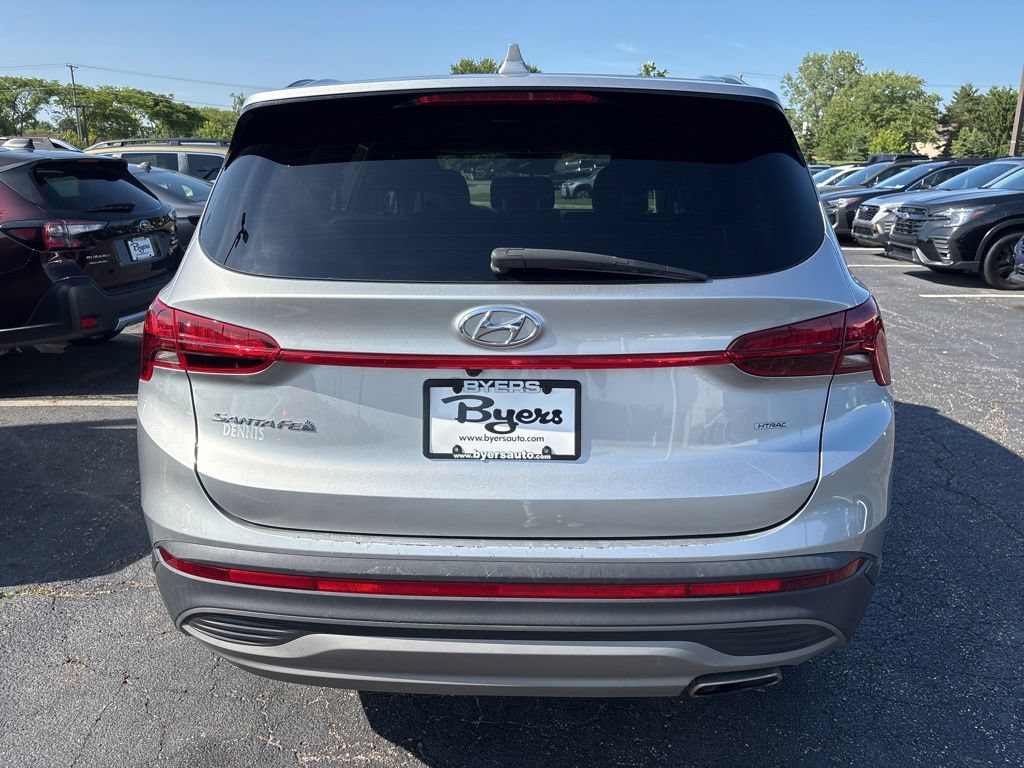 Used 2022 Hyundai Santa Fe SE AWD/4WD image 4