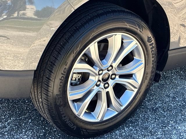 Used 2024 Ford Edge Titanium AWD/4WD image 15