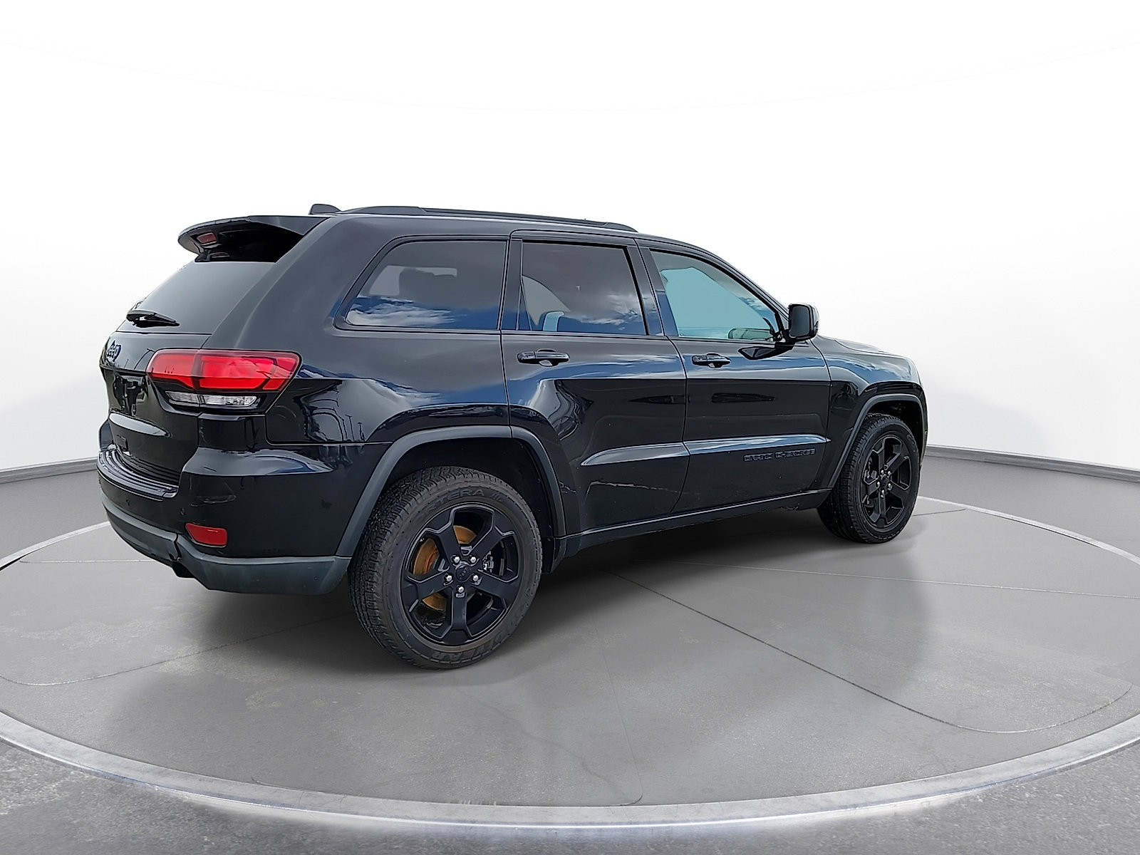 Used 2019 Jeep Grand Cherokee Laredo AWD/4WD image 8