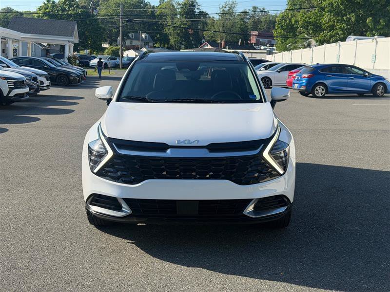 Used 2025 Kia Sportage EX w/ Premium Package FWD image 3