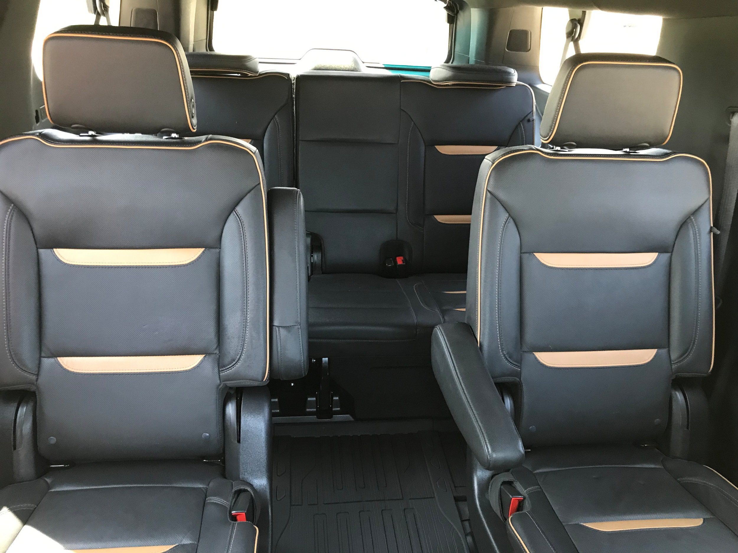 Used 2022 GMC Yukon XL AT4 AWD/4WD image 24