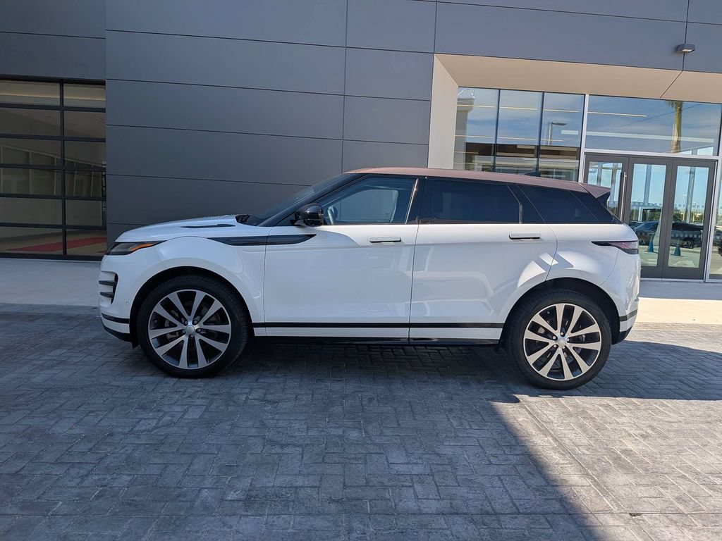 Certified 2026 Land Rover Range Rover Evoque Dynamic SE AWD/4WD image 7