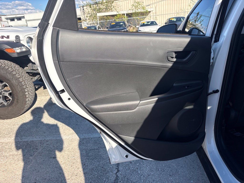 Used 2023 Hyundai Kona SEL FWD image 14