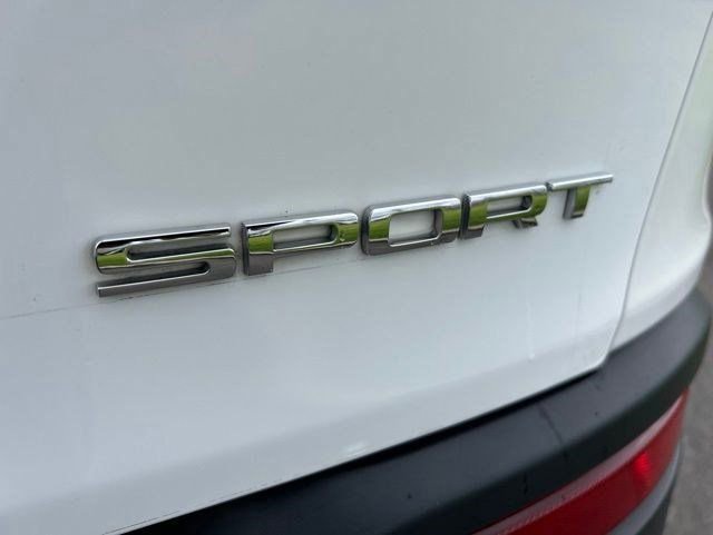 Used 2017 Jeep Cherokee Sport w/ Safety Group AWD/4WD image 52