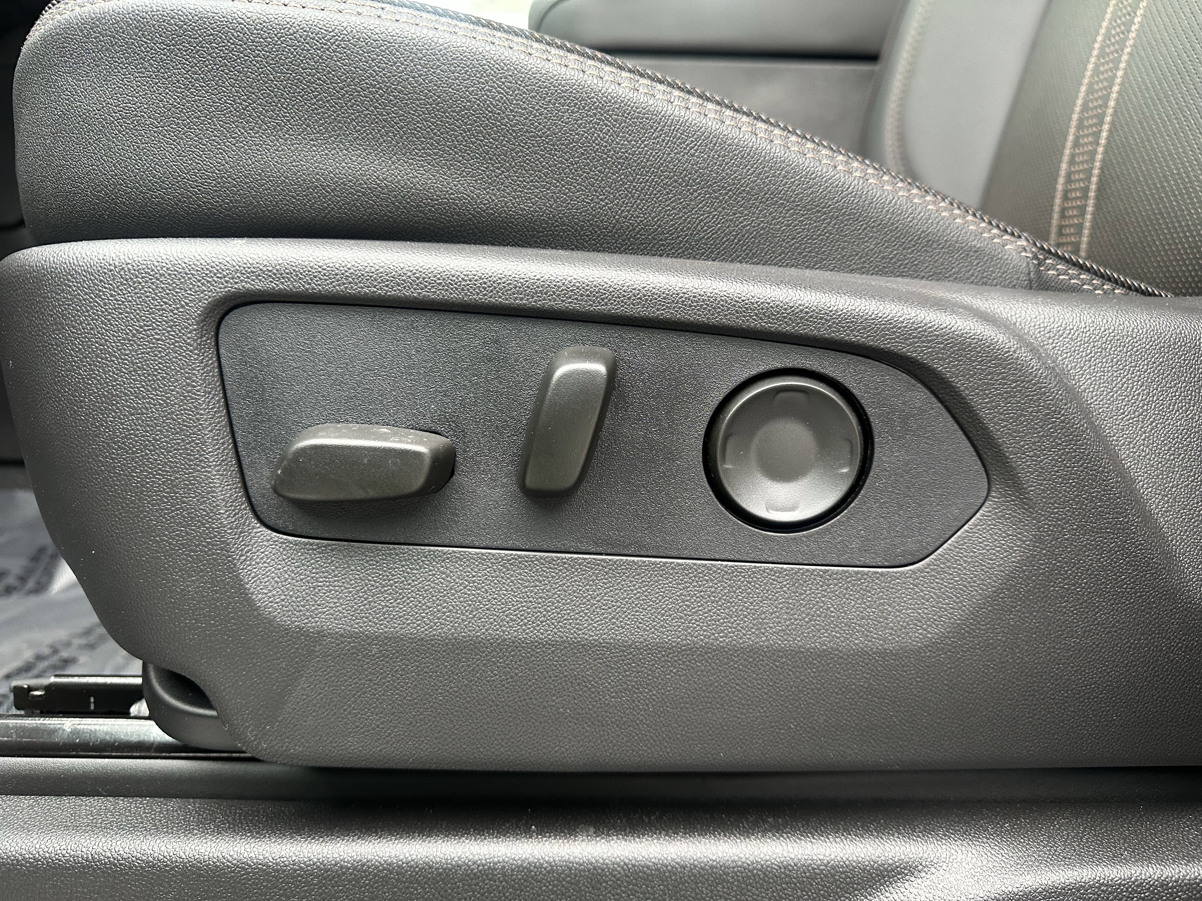 New 2026 Chevrolet Tahoe High Country image 13