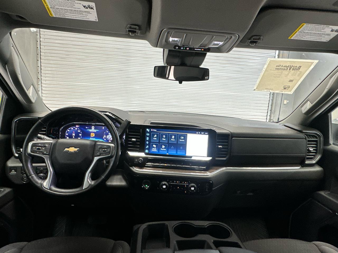 Used 2024 Chevrolet Silverado 1500 LT AWD/4WD image 13