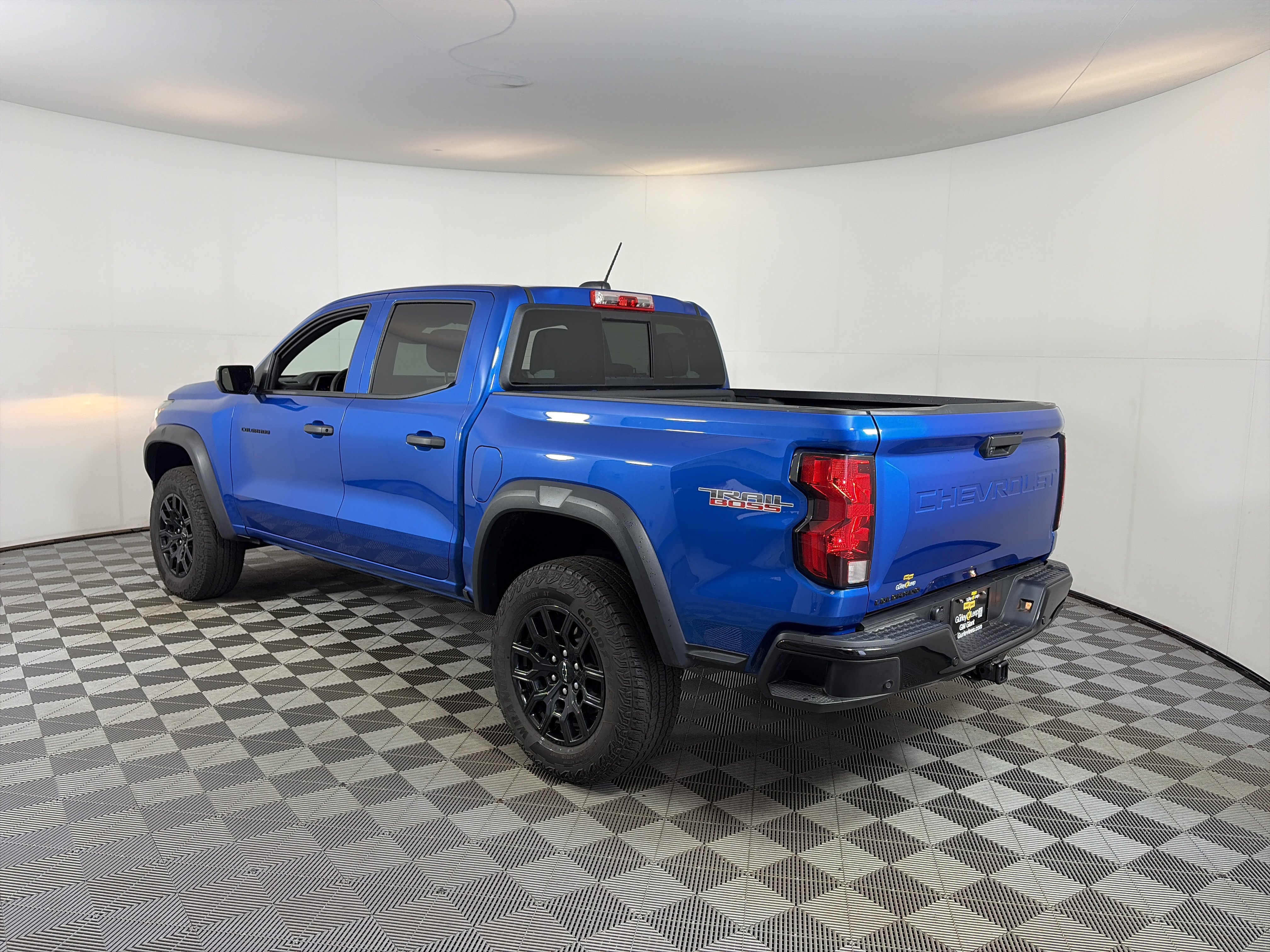 Certified 2024 Chevrolet Colorado Trail Boss w/ Advanced Trailering Package AWD/4WD image 3