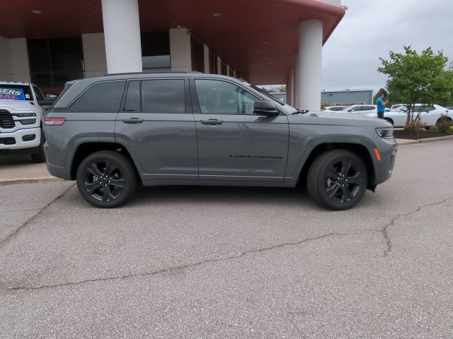 New 2027 Jeep Grand Cherokee Limited AWD/4WD image 34