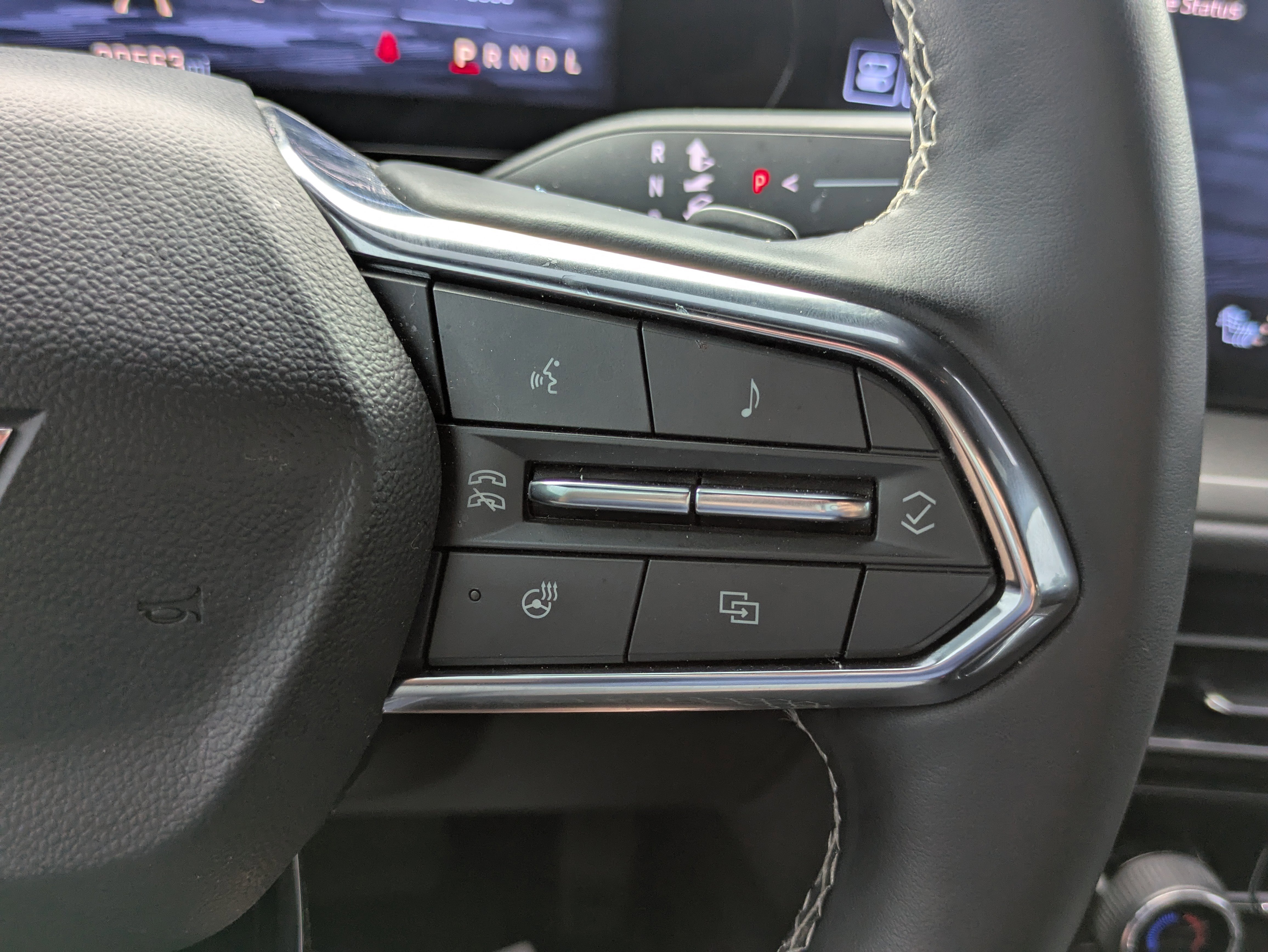 Used 2024 Chevrolet Traverse LS FWD image 21