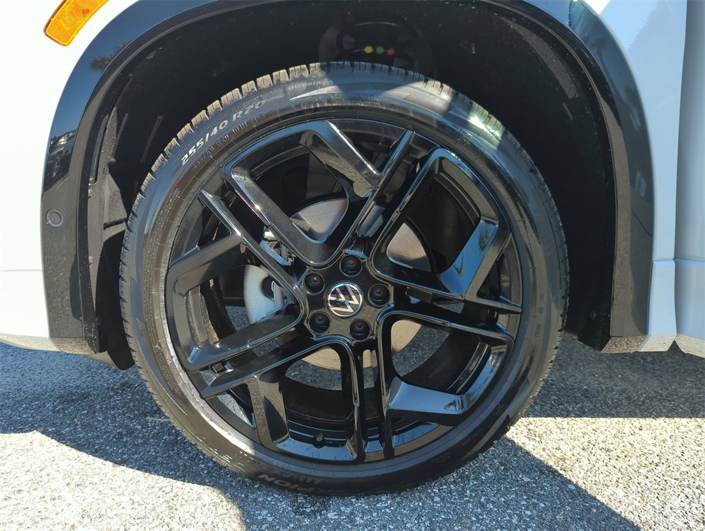 New 2026 Volkswagen Tiguan SE R-Line image 44