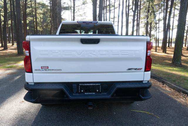 Used 2022 Chevrolet Silverado 1500 ZR2 w/ Technology Package image 4