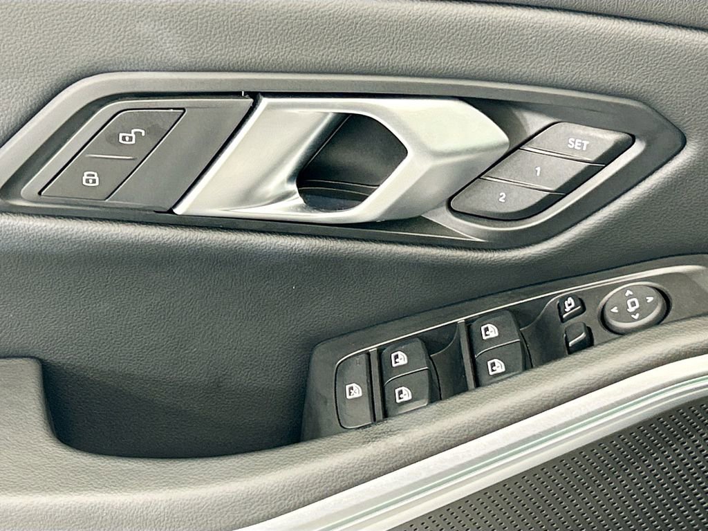 Certified 2025 BMW 330i Sedan w/ Convenience Package image 22