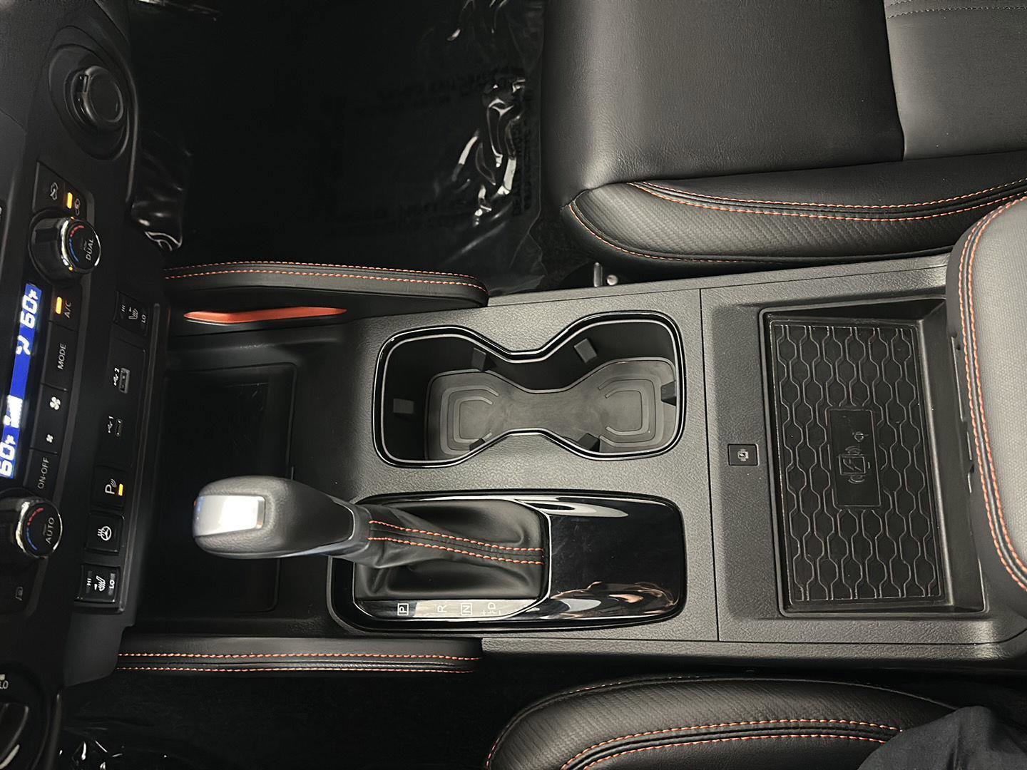 Used 2024 Nissan Frontier PRO-4X w/ Pro Premium Package image 16