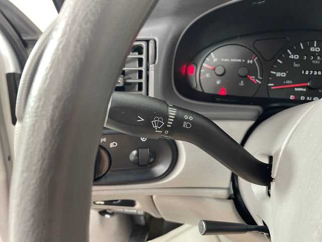 Used 2003 Ford Taurus SES FWD image 12