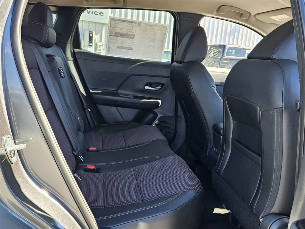 New 2026 Nissan Kicks SR image 14