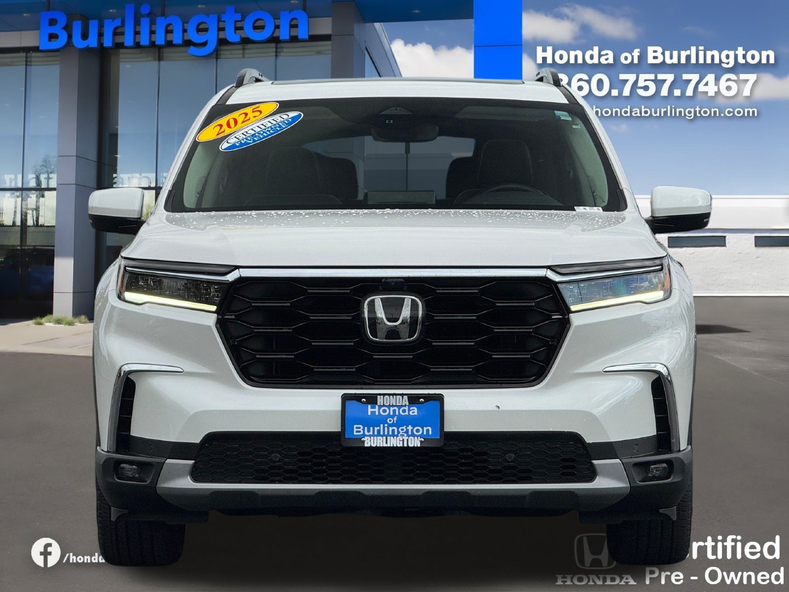 Used 2025 Honda Pilot Elite image 11