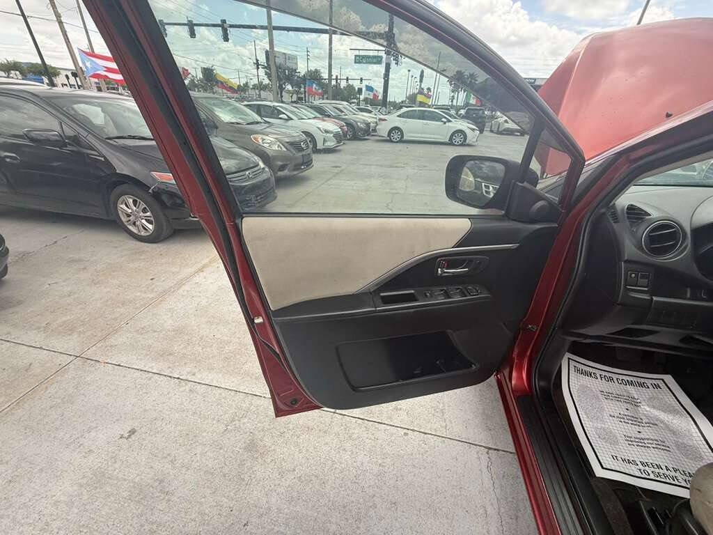 Used 2012 MAZDA MAZDA5 Sport FWD image 14