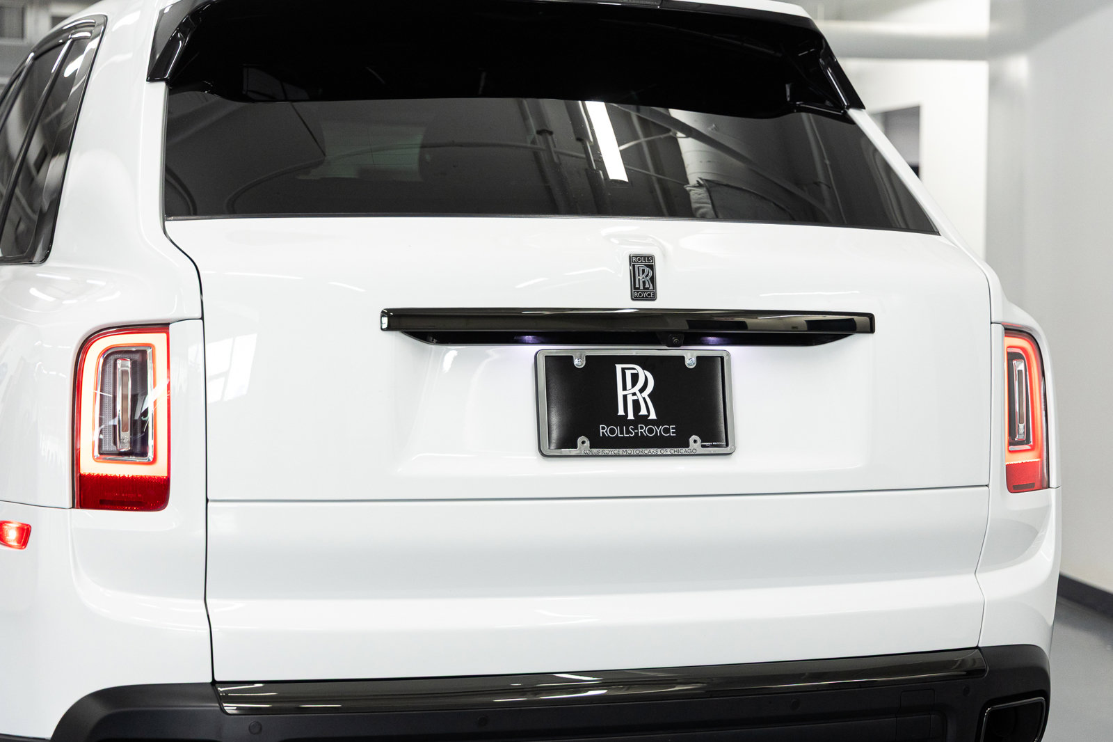 Certified 2023 Rolls-Royce Cullinan Black Badge w/ Driver's Package AWD/4WD image 22