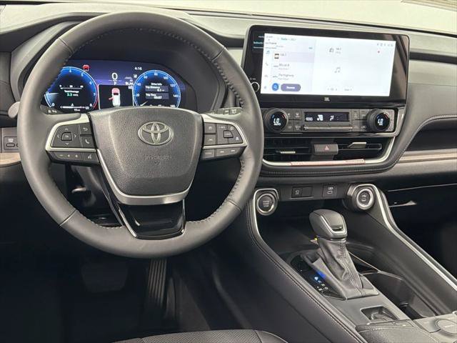 Certified 2026 Toyota Grand Highlander FWD image 37