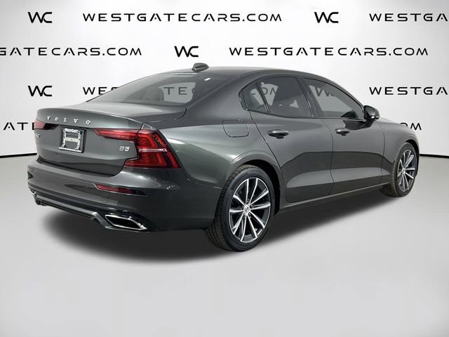 Used 2022 Volvo S60 B5 Momentum w/ Premium Package image 45