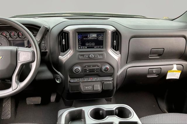 Used 2025 Chevrolet Silverado 1500 Custom w/ LPO, Dark Essentials Package AWD/4WD image 9