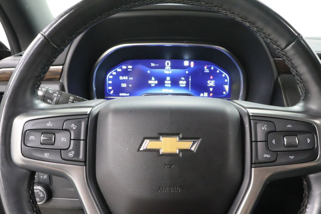 Used 2023 Chevrolet Suburban Premier AWD/4WD image 11
