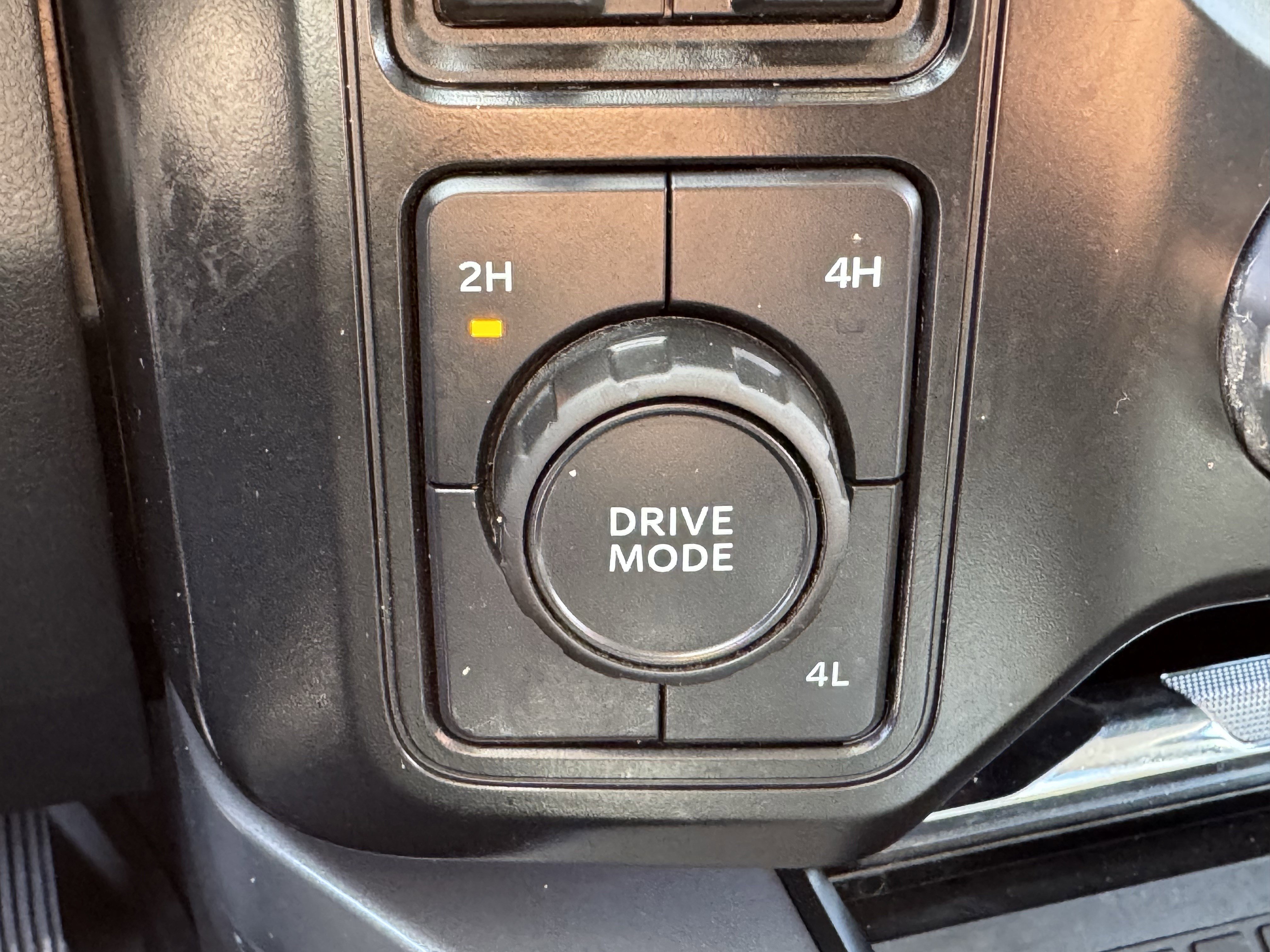 Used 2024 Ford F250 Lariat image 21
