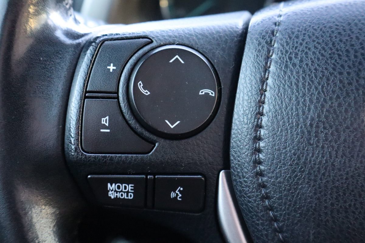 Used 2017 Toyota RAV4 XLE image 30