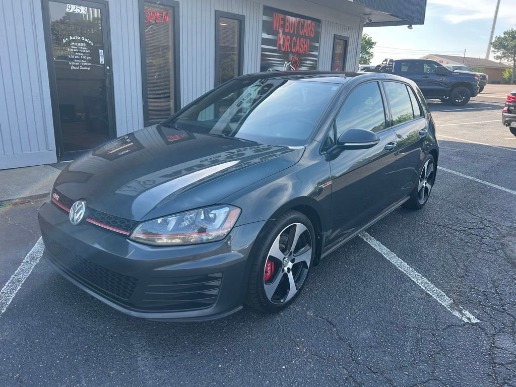 Used 2017 Volkswagen GTI SE FWD image 2